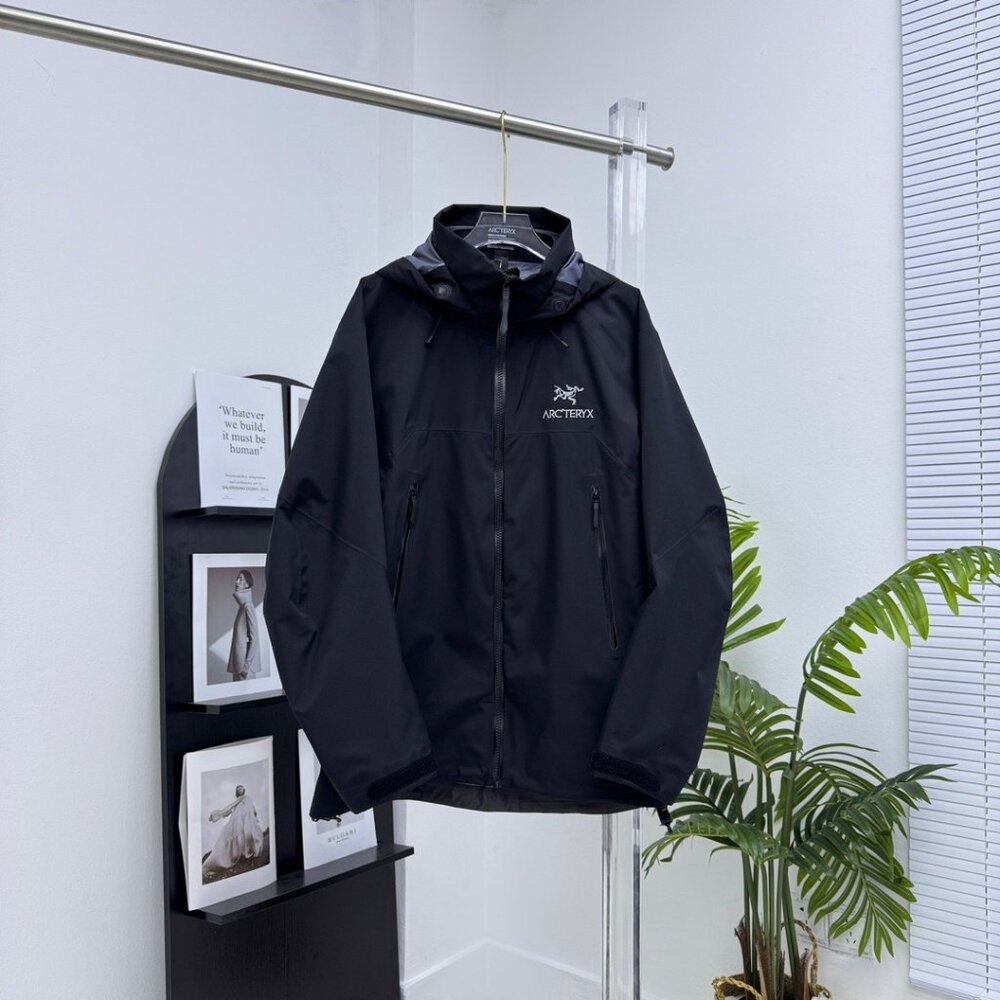 Arc'teryx Beta Black Jacket